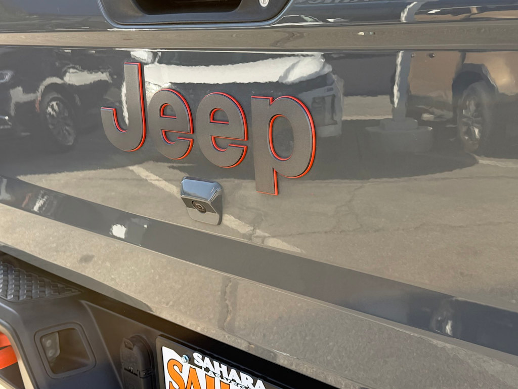 Thumbnail: 2021 Jeep Gladiator - 7