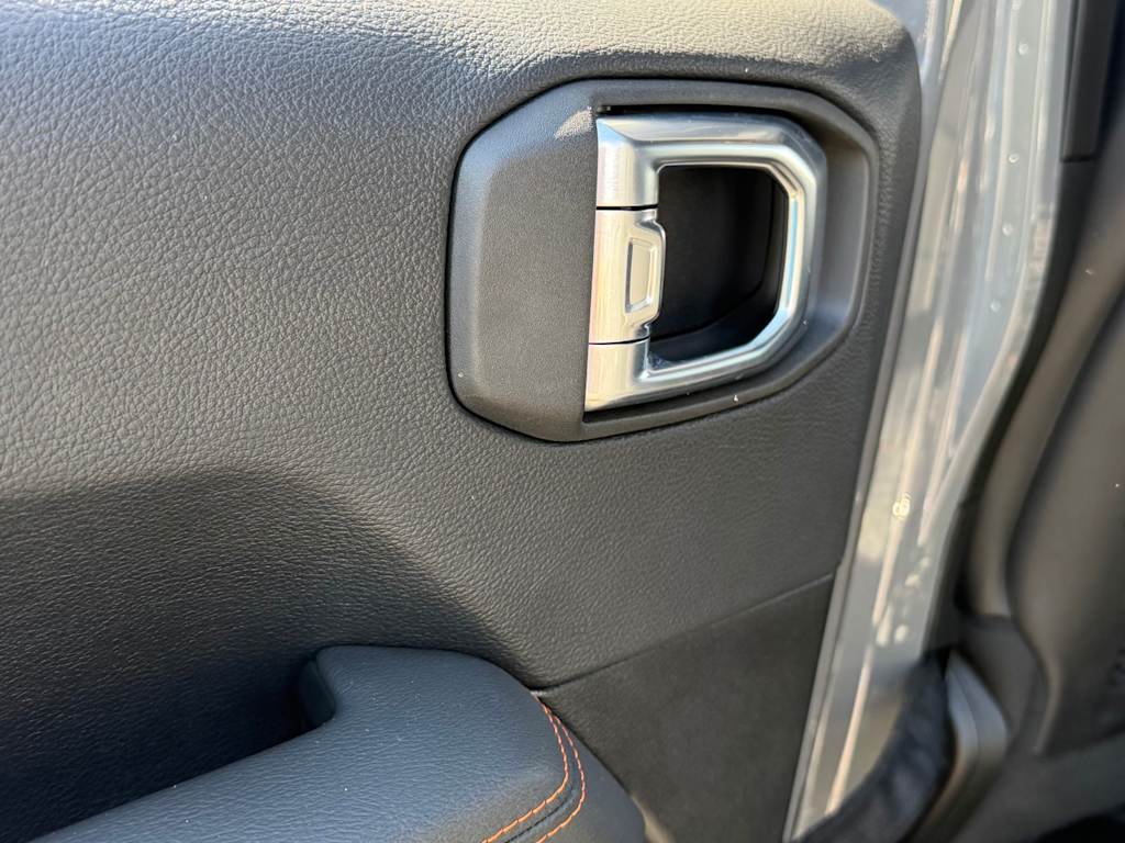Thumbnail: 2021 Jeep Gladiator - 30