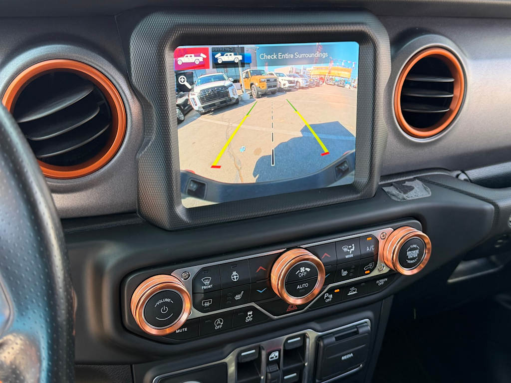 Thumbnail: 2021 Jeep Gladiator - 28