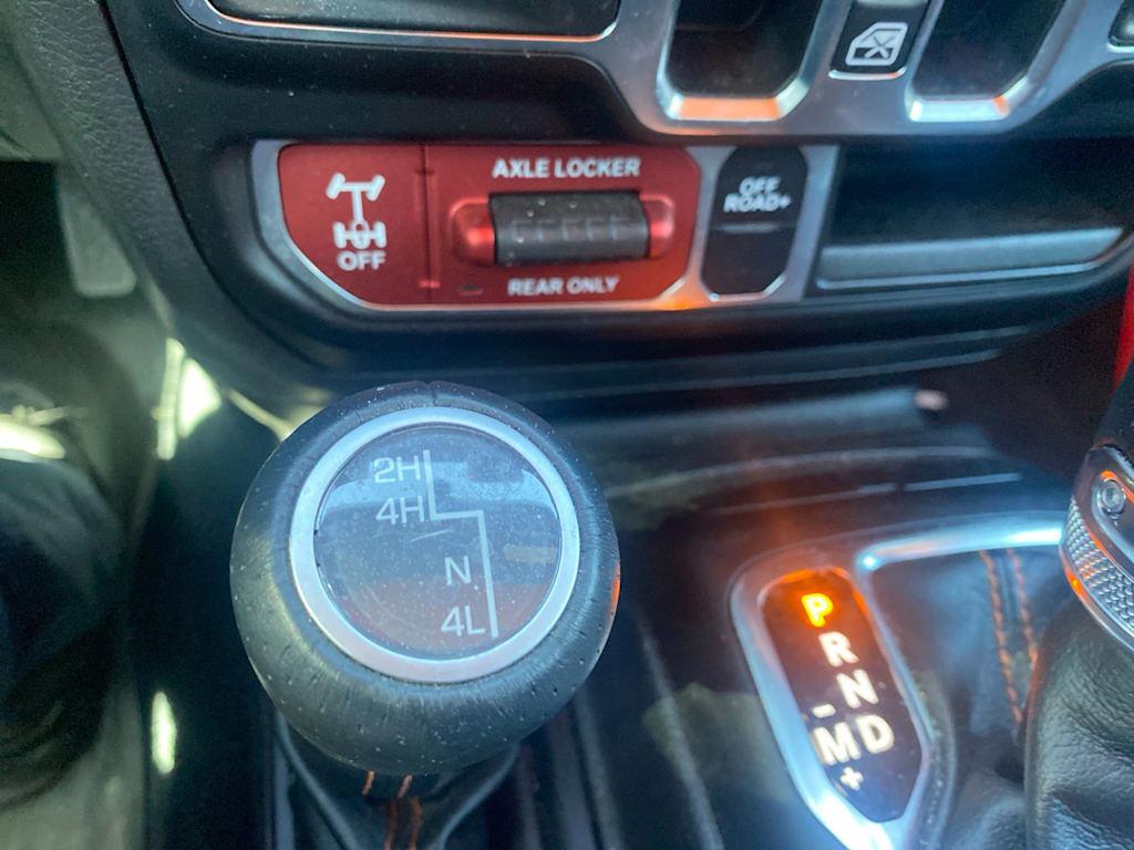 Thumbnail: 2022 Jeep Gladiator - 16