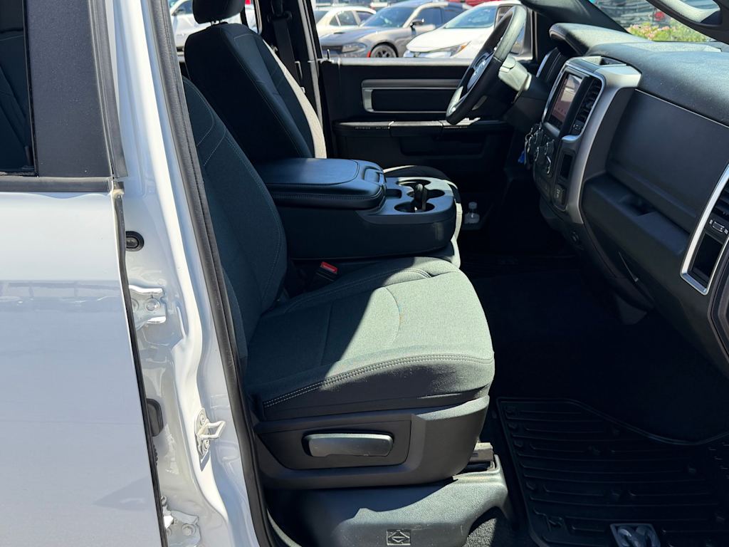 Thumbnail: 2022 RAM 1500 - 27