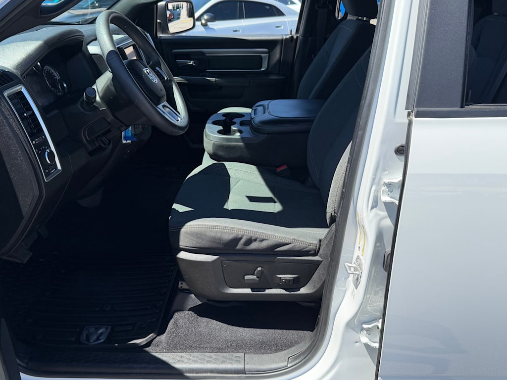Thumbnail: 2022 RAM 1500 - 25