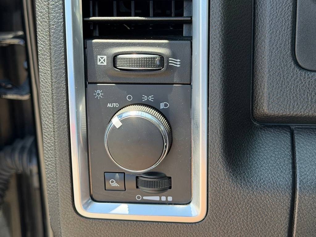 Thumbnail: 2023 RAM 1500 - 23