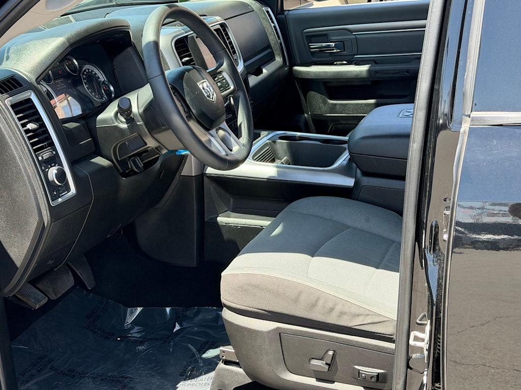 Thumbnail: 2023 RAM 1500 - 10
