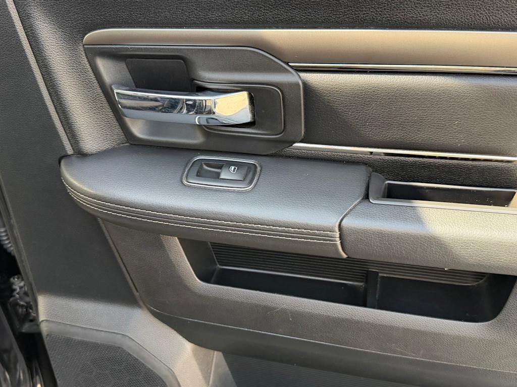 Thumbnail: 2017 RAM 1500 - 31