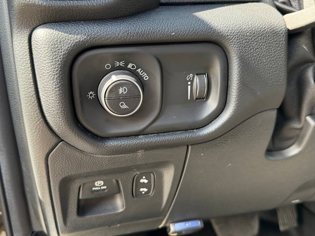 Thumbnail: 2021 RAM 1500 - 22