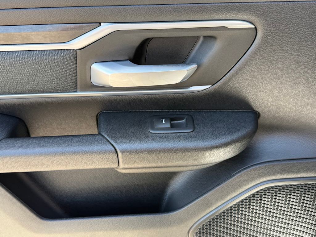 Thumbnail: 2021 RAM 1500 - 29