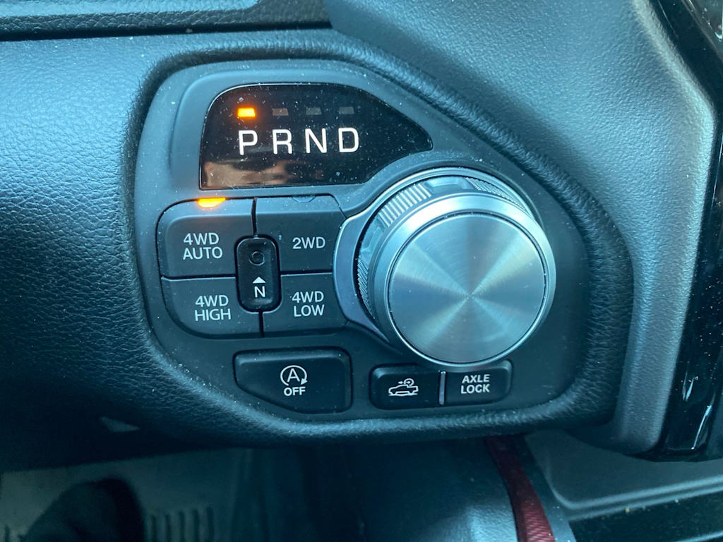 Thumbnail: 2026 RAM 1500 - 15