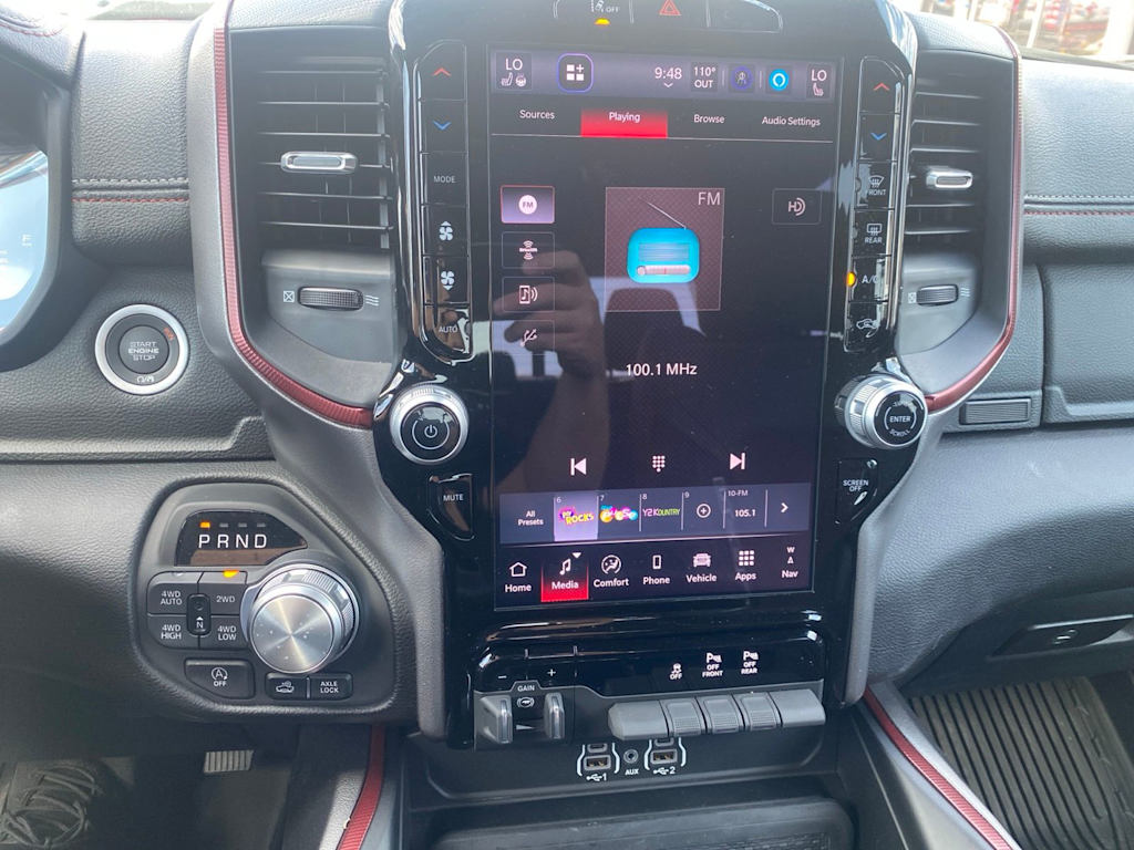Thumbnail: 2025 RAM 1500 - 10