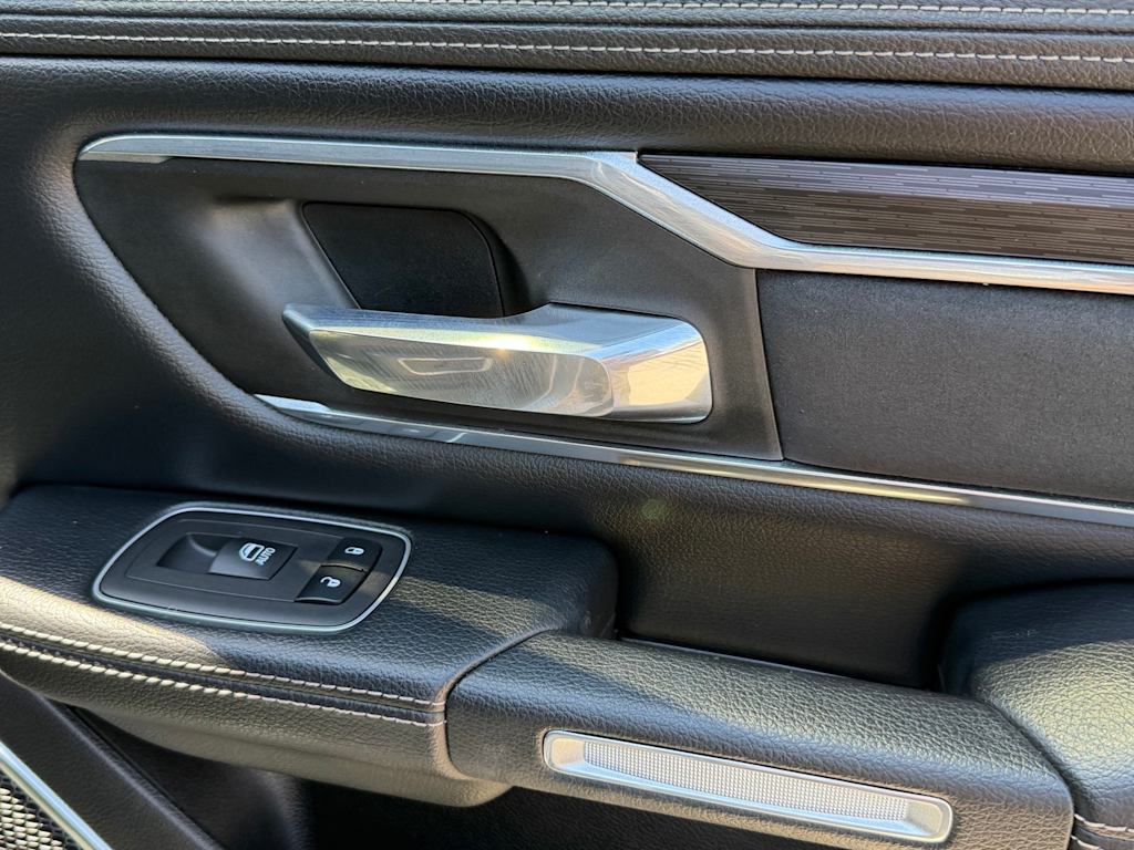 Thumbnail: 2023 RAM 1500 - 32