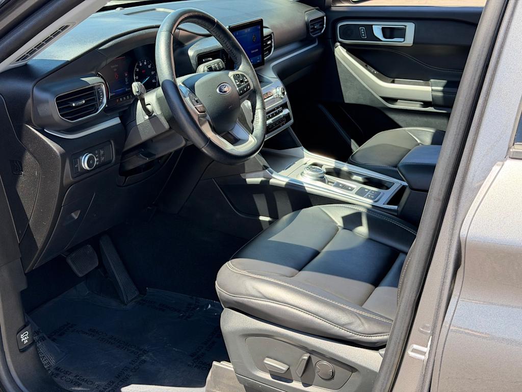 Thumbnail: 2022 Ford Explorer - 10