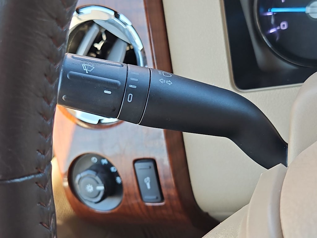 Thumbnail: 2015 Ford F-350 - 31