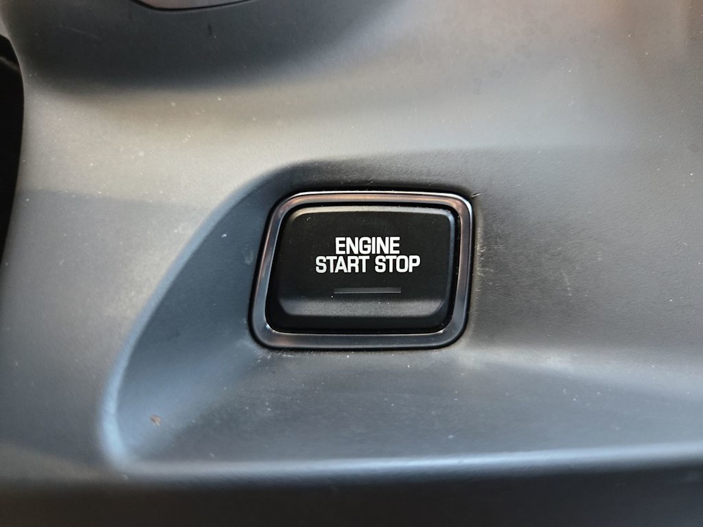 Thumbnail: 2023 Chevrolet Camaro - 36