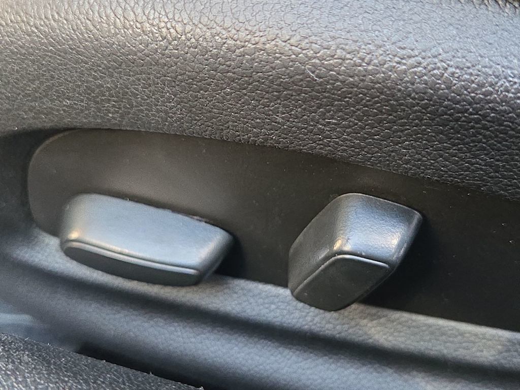 Thumbnail: 2023 Chevrolet Camaro - 25