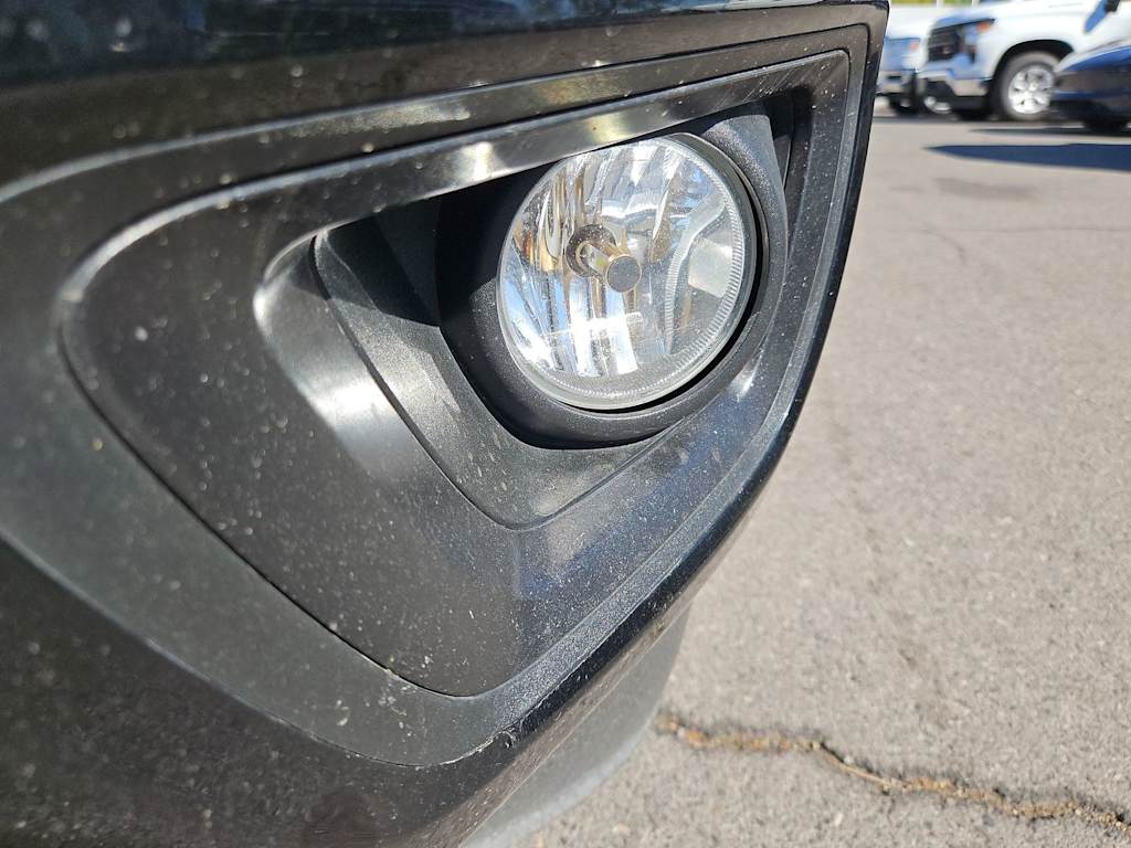 Thumbnail: 2019 Chevrolet Colorado - 24