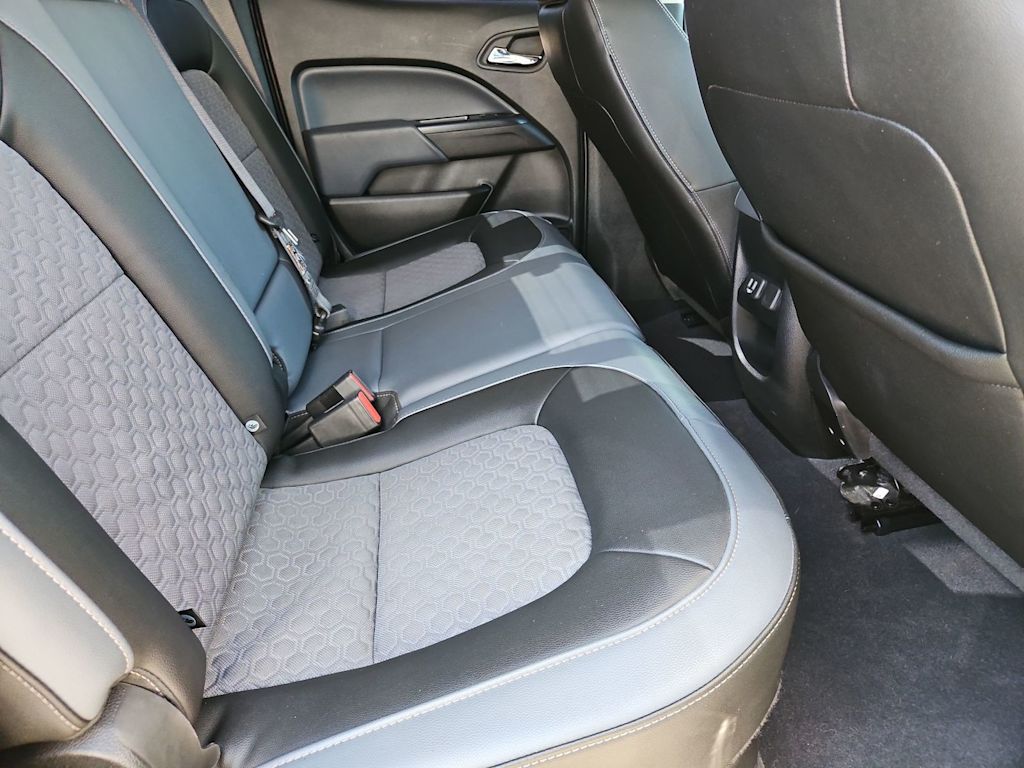 Thumbnail: 2019 Chevrolet Colorado - 28