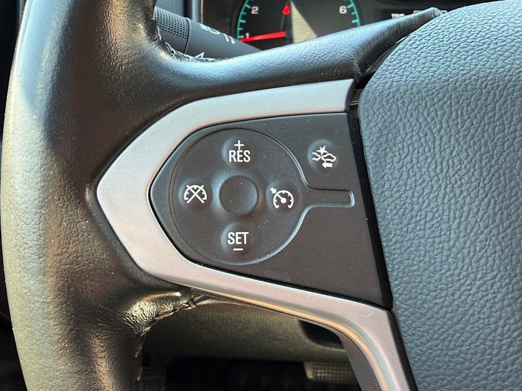 Thumbnail: 2021 Chevrolet Colorado - 20