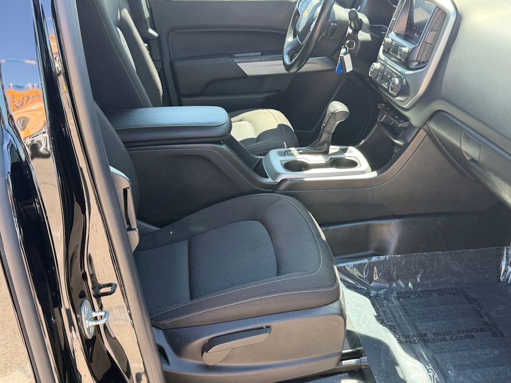 Thumbnail: 2021 Chevrolet Colorado - 8