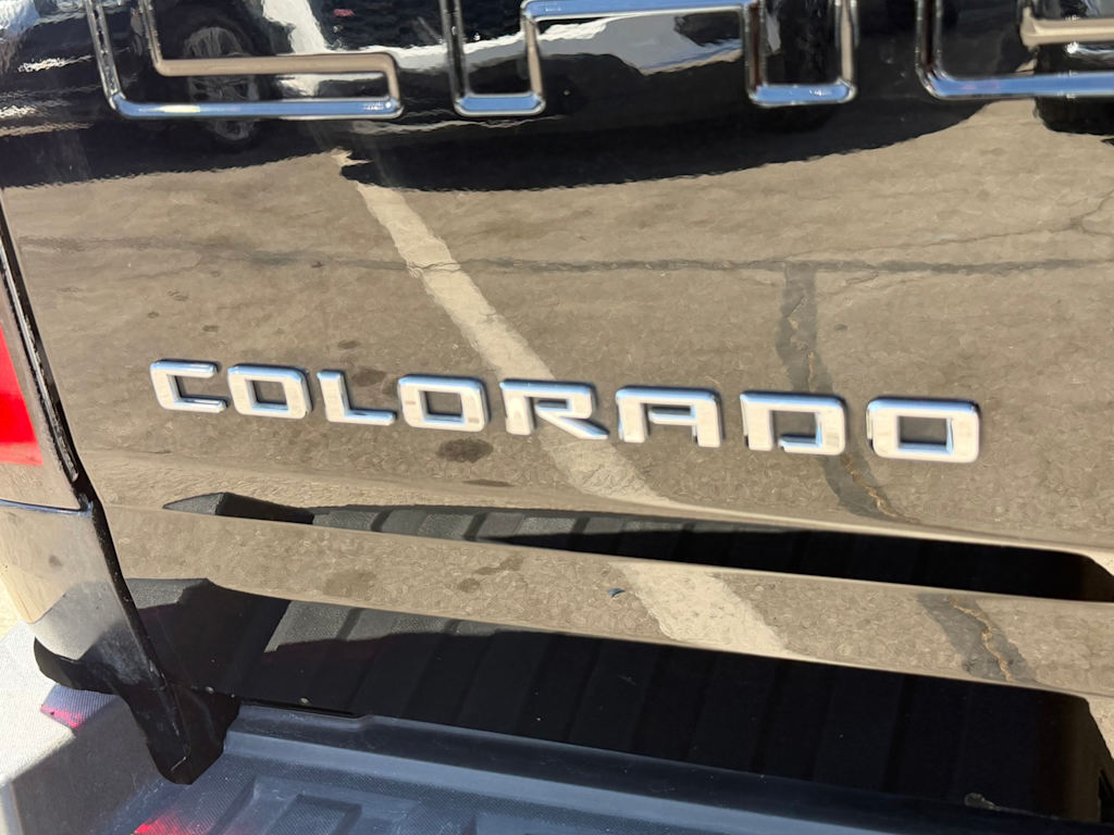 Thumbnail: 2021 Chevrolet Colorado - 4