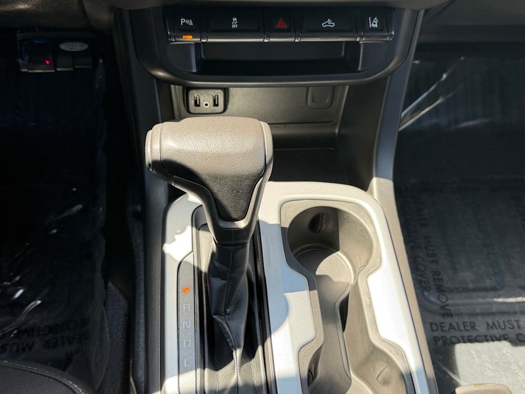Thumbnail: 2021 Chevrolet Colorado - 22