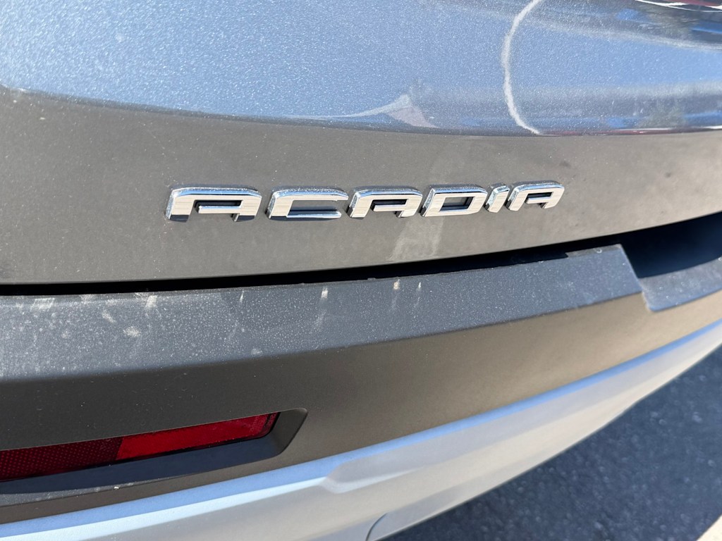 Thumbnail: 2023 GMC Acadia - 7