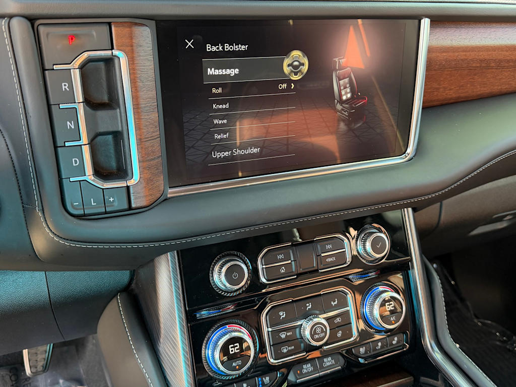 Thumbnail: 2024 GMC Yukon - 32