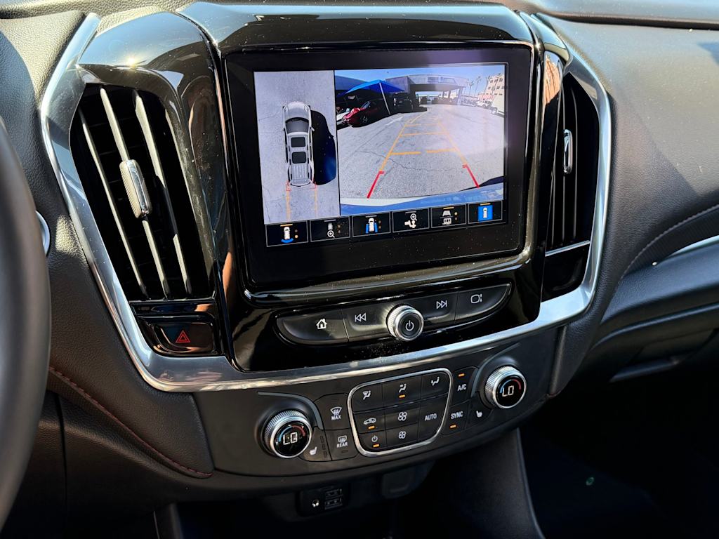 Thumbnail: 2023 Chevrolet Traverse - 27