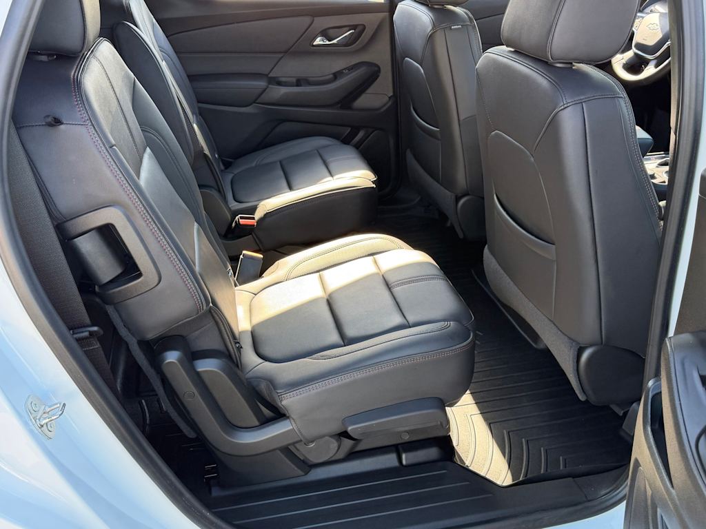 Thumbnail: 2023 Chevrolet Traverse - 33