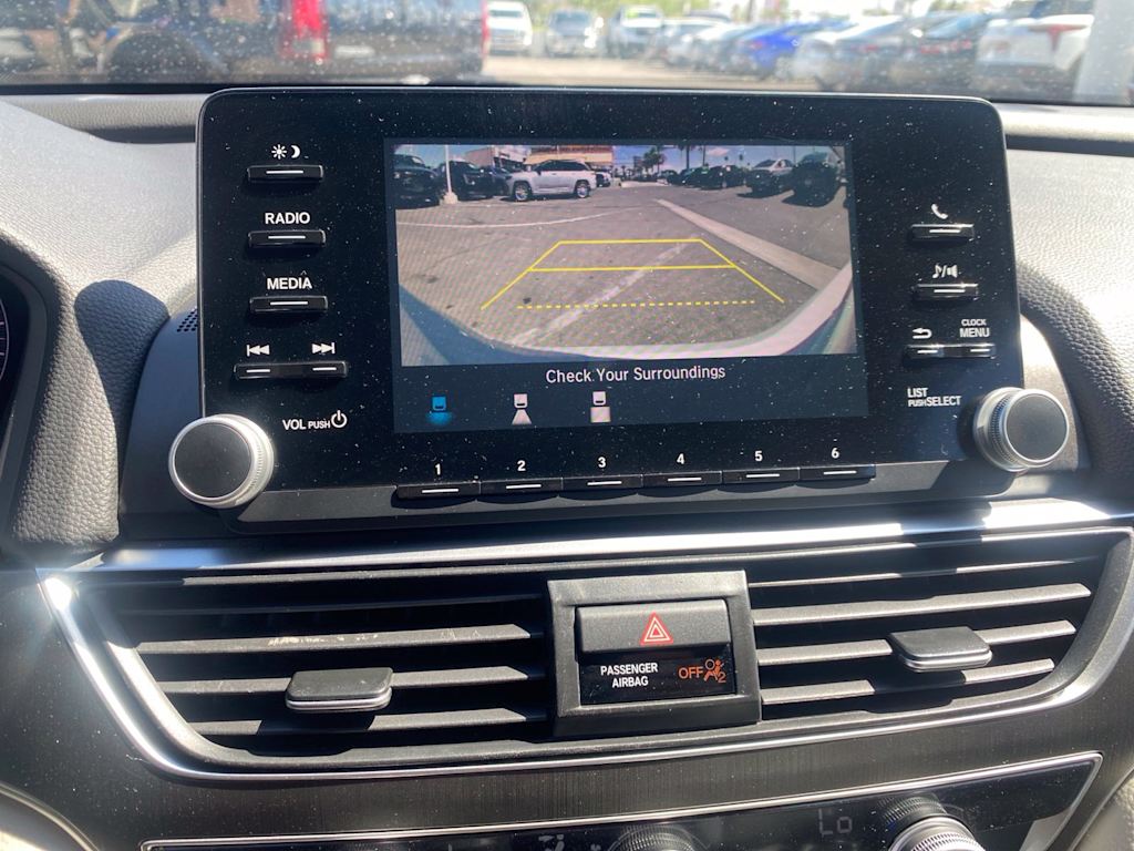 Thumbnail: 2018 Honda Accord - 15