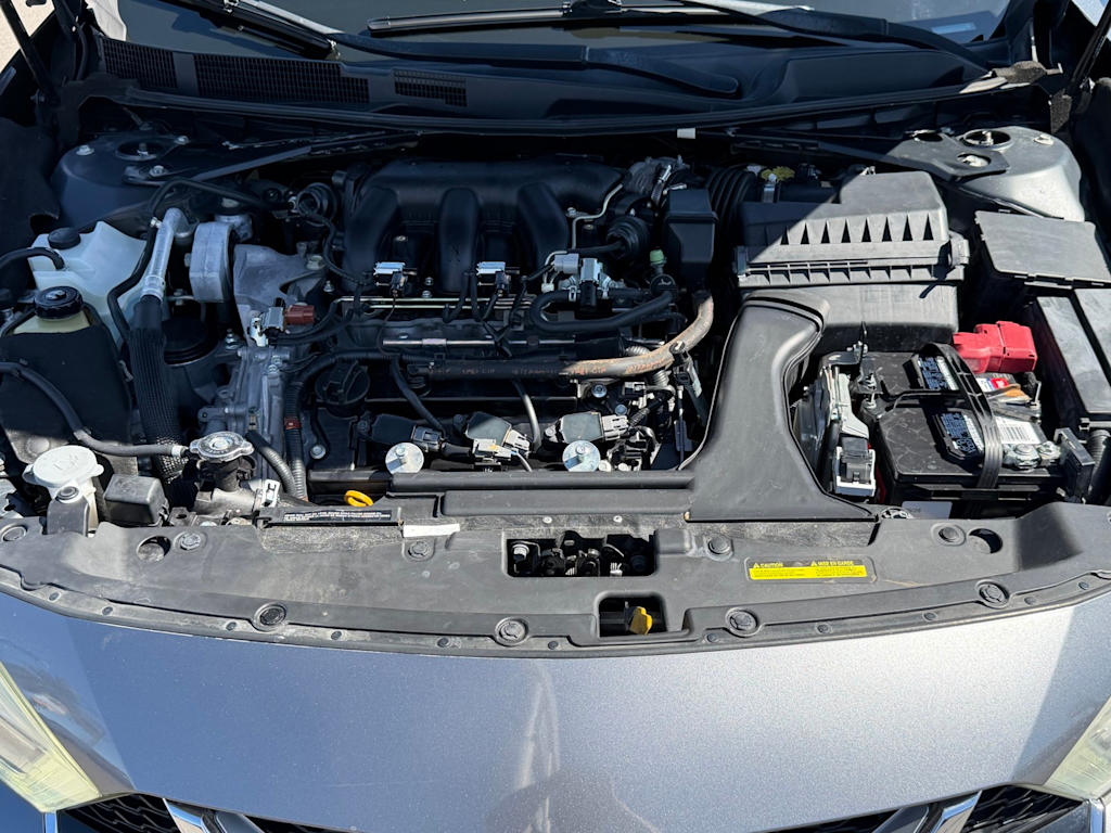 Thumbnail: 2017 Nissan Maxima - 8