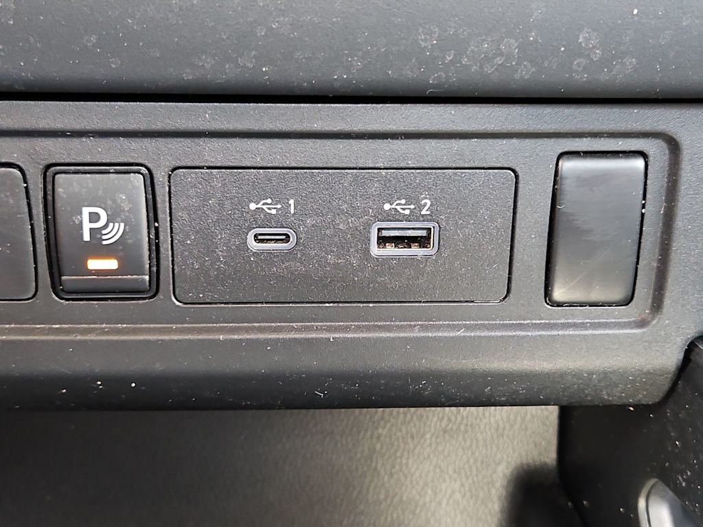 Thumbnail: 2022 Nissan Frontier - 29