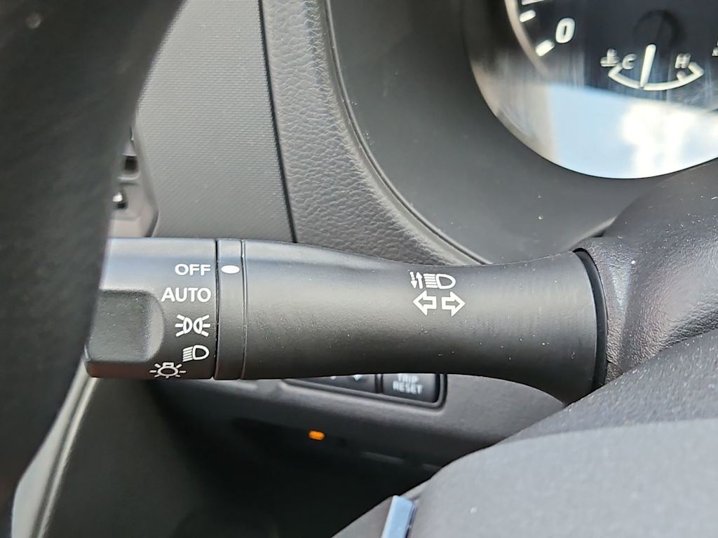 Thumbnail: 2022 Nissan Frontier - 16