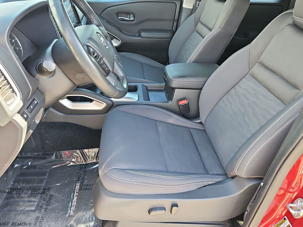 Thumbnail: 2023 Nissan Frontier - 11