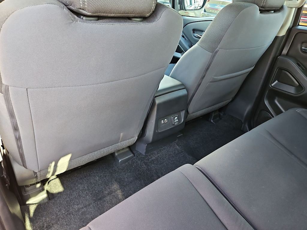 Thumbnail: 2023 Nissan Frontier - 13