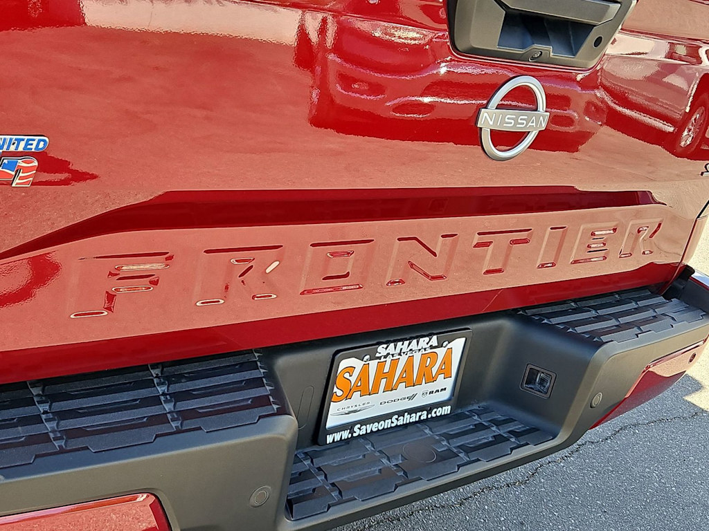 Thumbnail: 2023 Nissan Frontier - 26