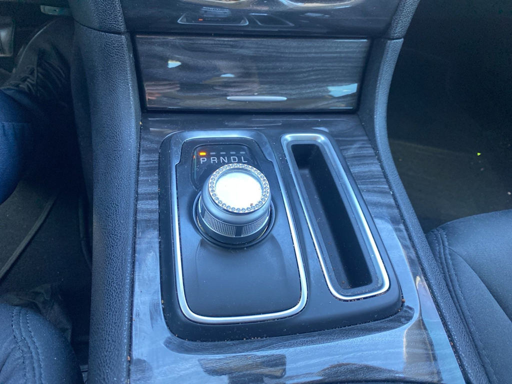 Thumbnail: 2019 Chrysler 300 - 10