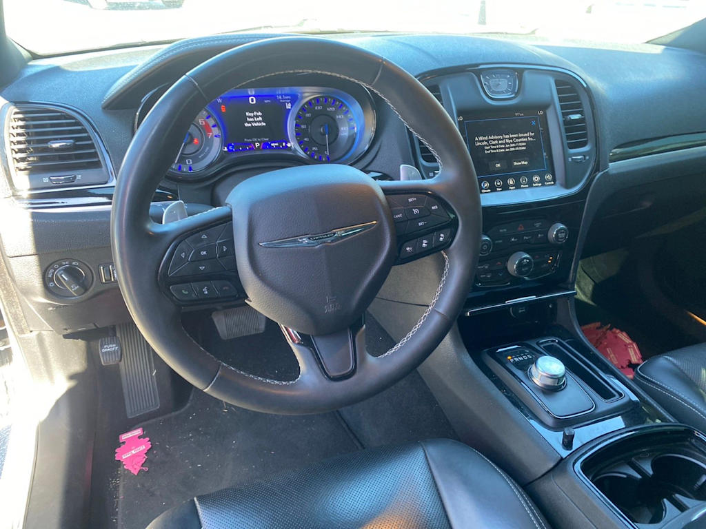 Thumbnail: 2023 Chrysler 300 - 2
