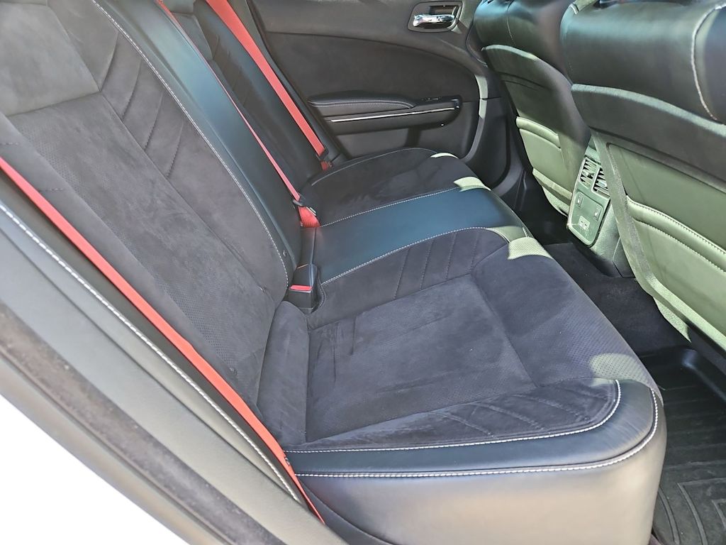 Thumbnail: 2017 Dodge Charger - 26