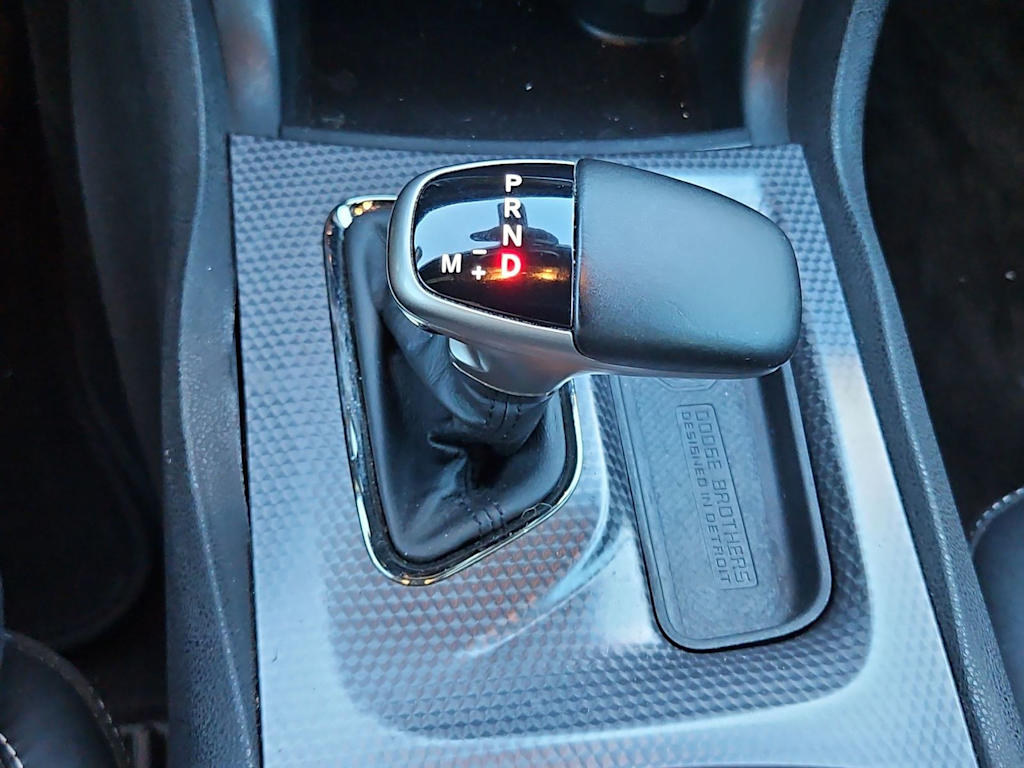 Thumbnail: 2017 Dodge Charger - 16