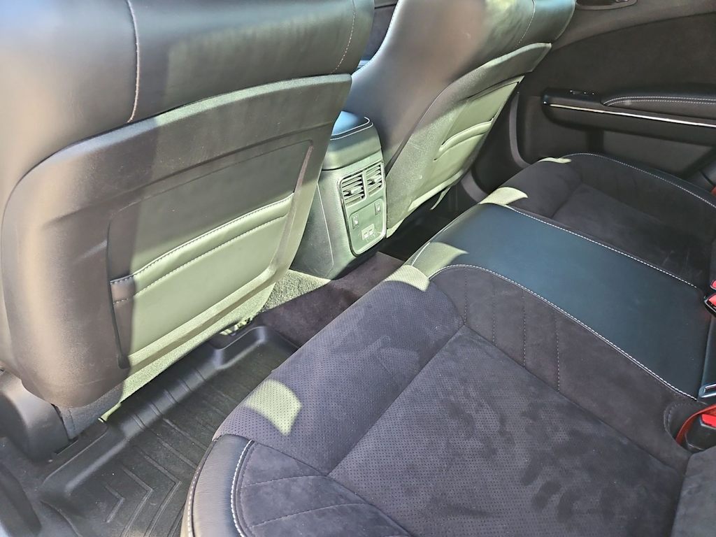 Thumbnail: 2017 Dodge Charger - 18