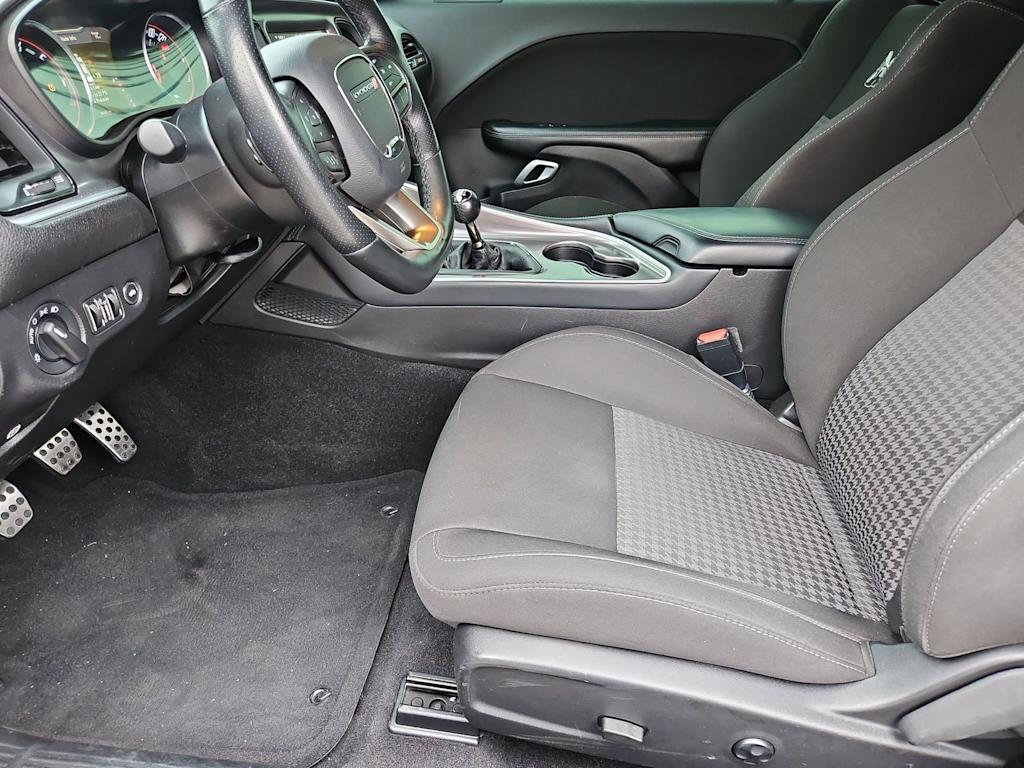 Thumbnail: 2021 Dodge Challenger - 10