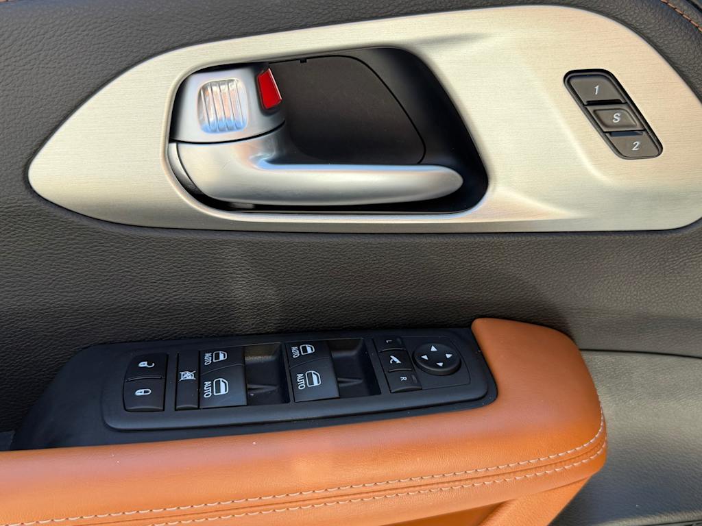 Thumbnail: 2024 Chrysler Pacifica - 22