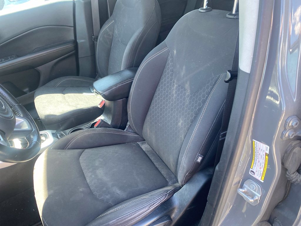 Thumbnail: 2019 Jeep Compass - 8