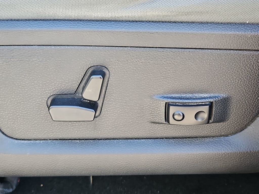 Thumbnail: 2017 RAM 3500 - 26