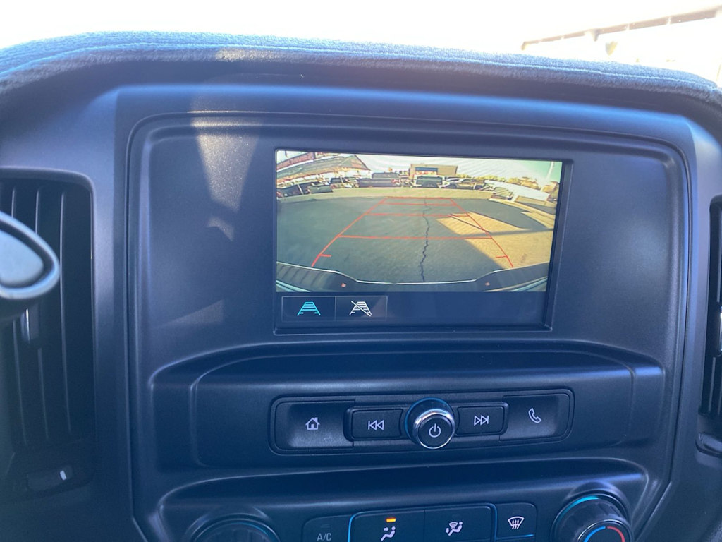 Thumbnail: 2018 Chevrolet Silverado 1500 - 16