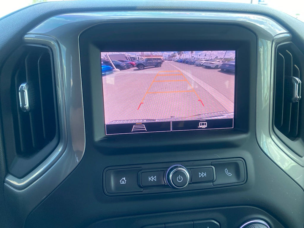 Thumbnail: 2022 Chevrolet Silverado 1500 - 15