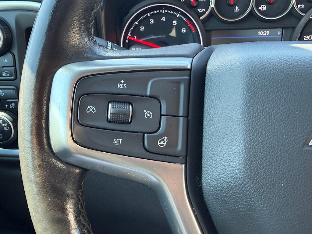 Thumbnail: 2021 Chevrolet Silverado 1500 - 23
