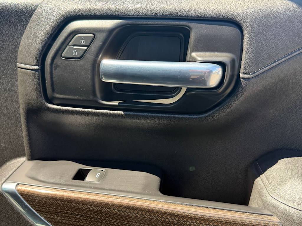 Thumbnail: 2021 Chevrolet Silverado 1500 - 31