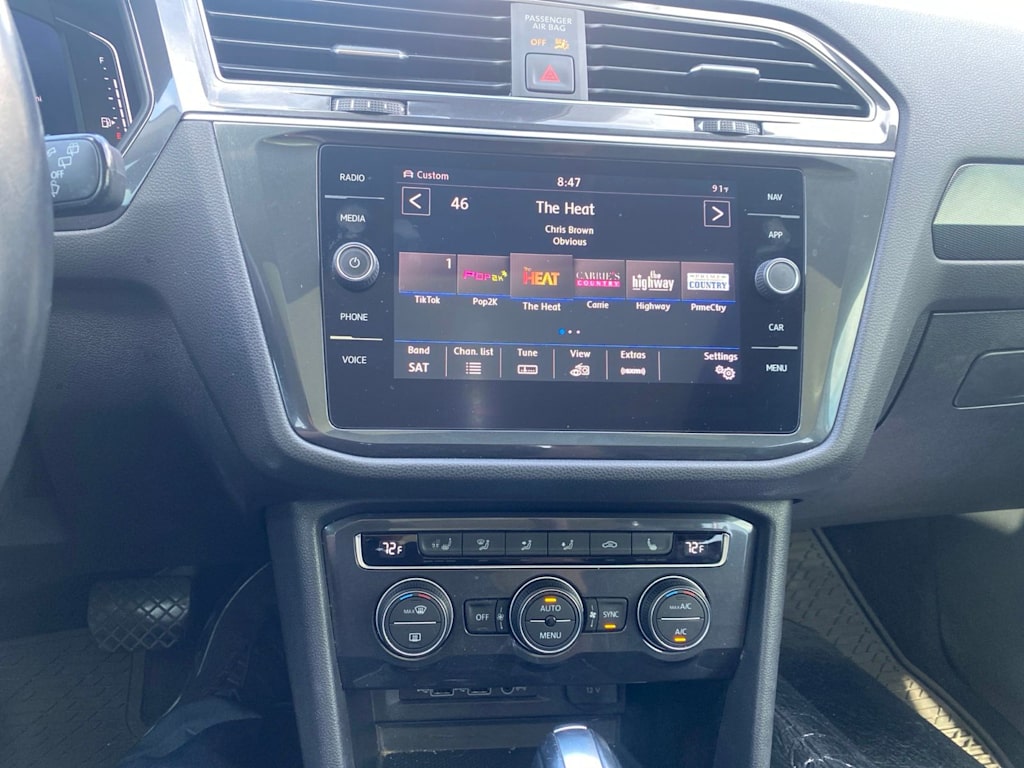 Thumbnail: 2019 Volkswagen Tiguan - 10