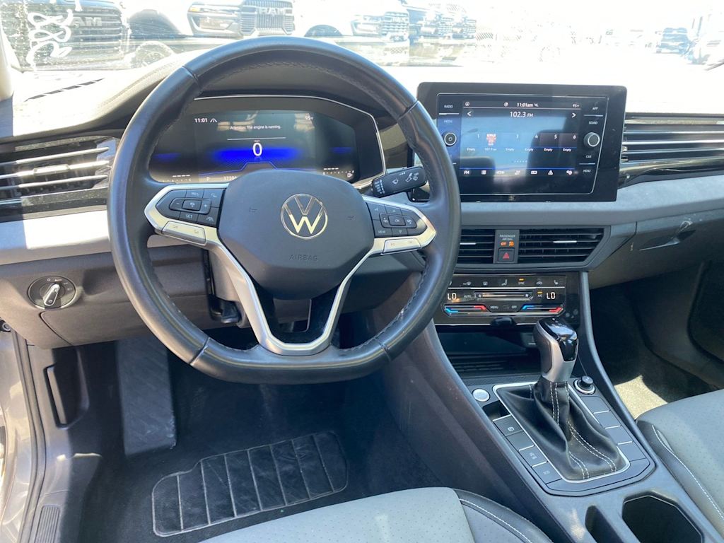 Thumbnail: 2025 Volkswagen Jetta - 2